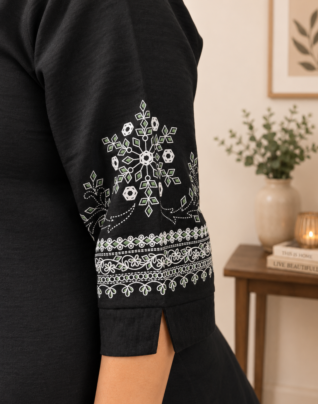 Khwaabh Black Grace Printed Straight Kurta