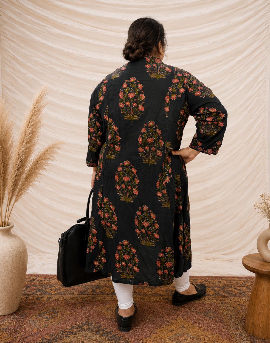 Khwaabh Black Floral Printed Anarkali Kurti